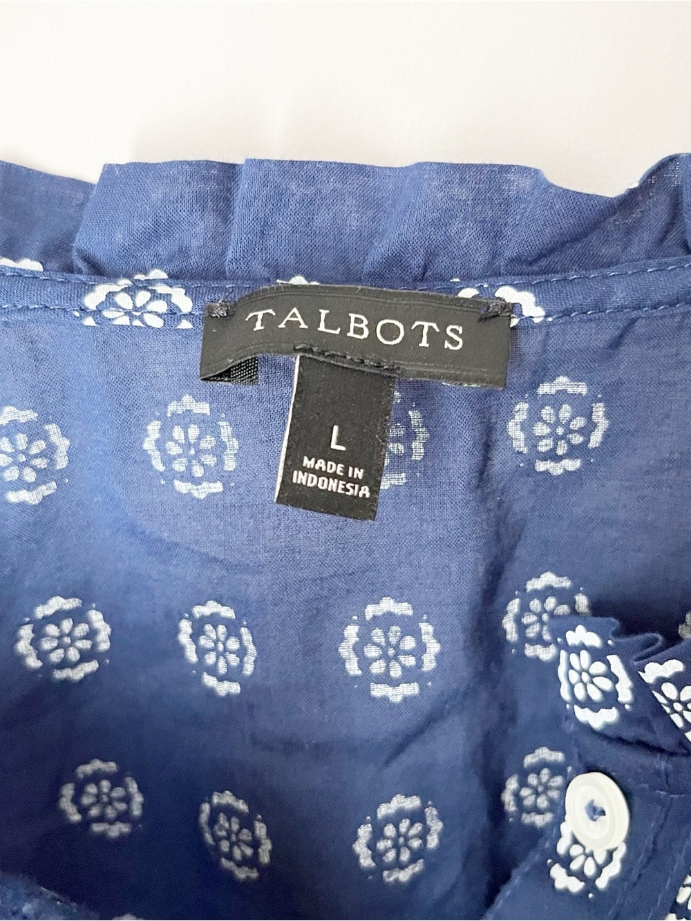 Talbots Blue Printed Ruffle-Neck Button Front Long Sleeve Blouse Size Large - Picture 4 of 8